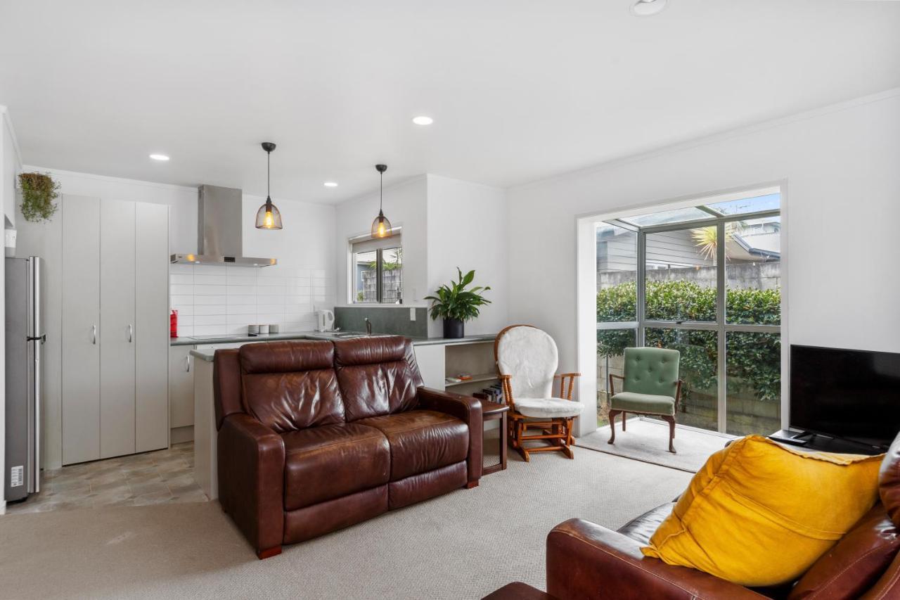 Styley On Briarley Unit 4 Villa Tauranga Exterior photo